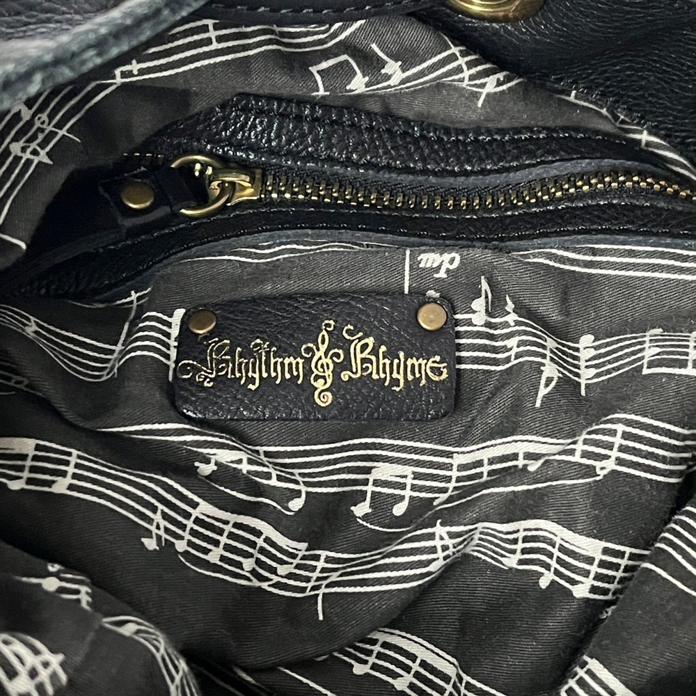 Rhythm & Rhyme Textured Black Leather Bucket Bag - Picture 8 of 16